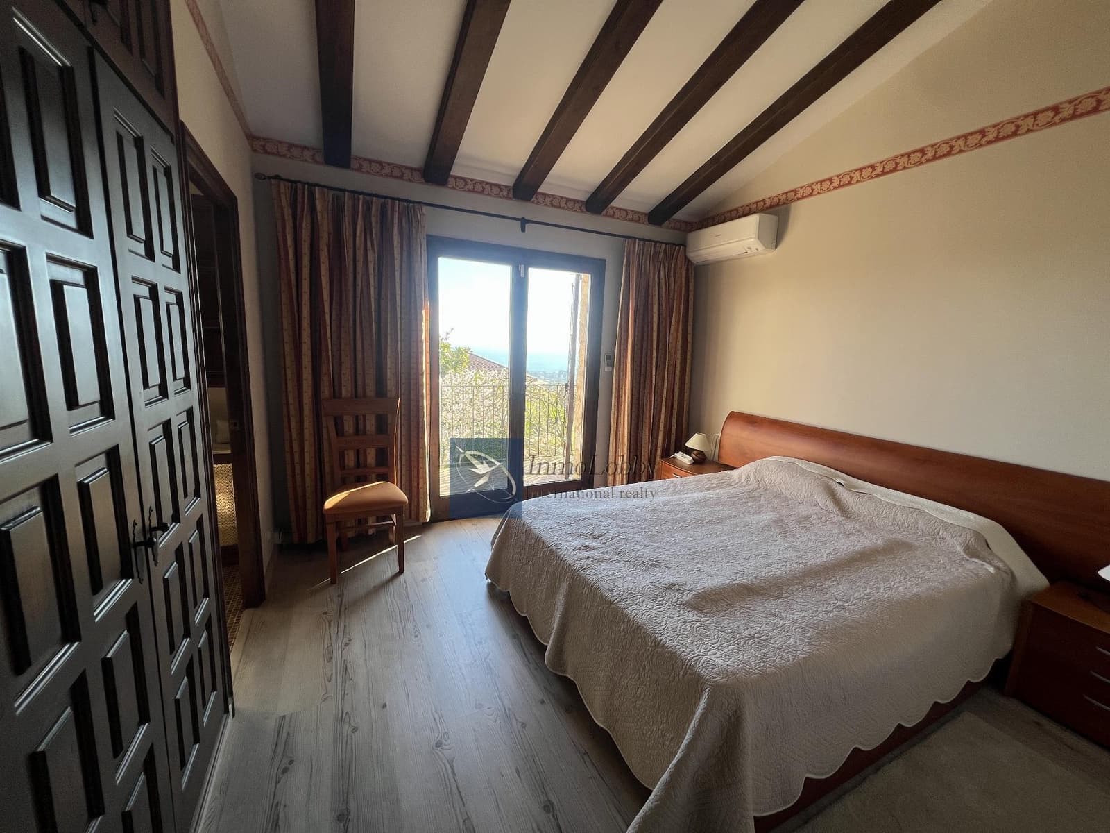 4 sypialnia Willa na kwatery wakacyjne w Platja d'Aro z basenem garażem - 14 500 € (Ref: 9624275)