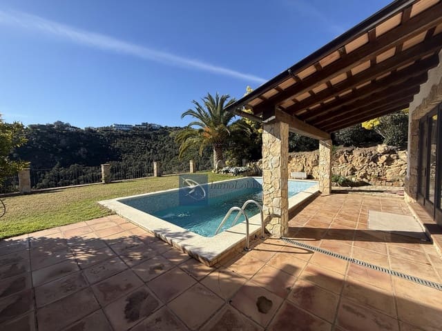   4 soveværelse   ferieVilla i Platja d'Aro, Castell-Platja d'Aro med   swimmingpool  garage  - € 14.500 (Ref: 9624275)