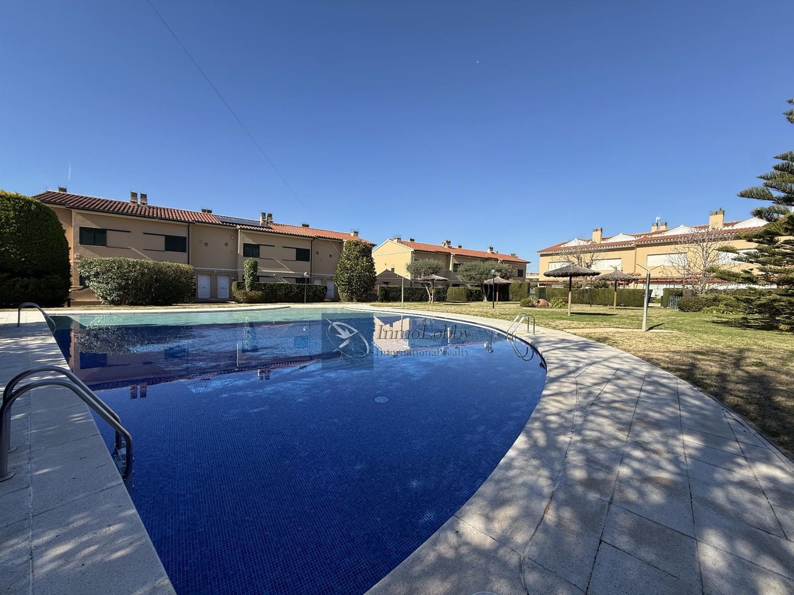 3 sypialnia Dom blizniak do wynajęcia w S'Agaro z basenem - 5 600 € (Ref: 9646260)