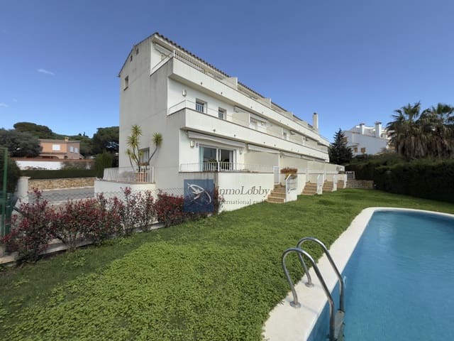 3 soveværelse Byhus til salg i S'Agaro, Castell-Platja d'Aro med swimmingpool garage - € 560.000 (Ref: 9646261)