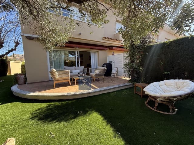 3 Zimmer Ferienreihenhaus in S'Agaro, Castell-Platja d'Aro mit Pool - 5.600 € (Ref: 9743158)