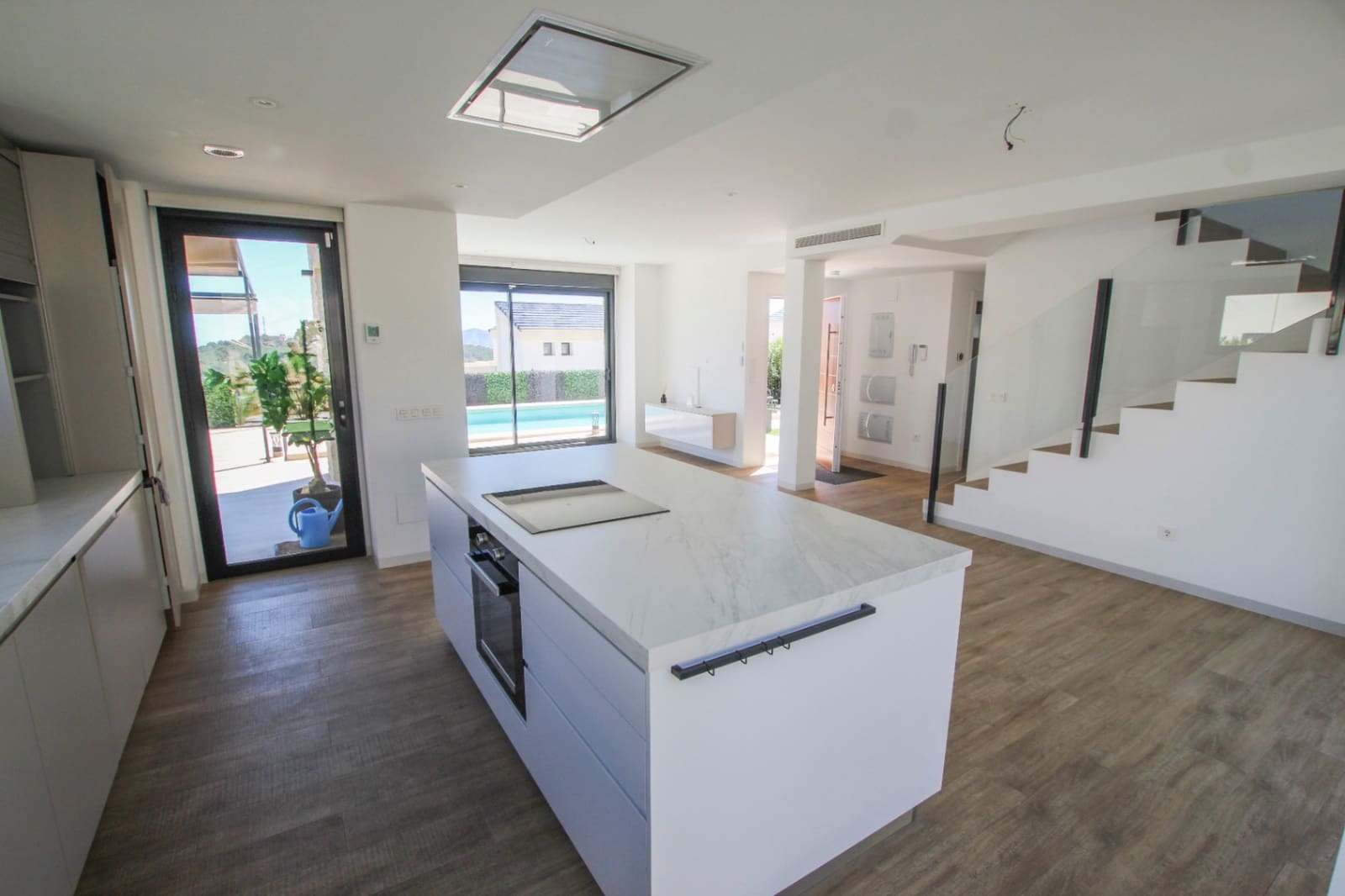 3 bedroom Villa for sale in Polop with pool garage - € 559,000 (Ref: 10039200)
