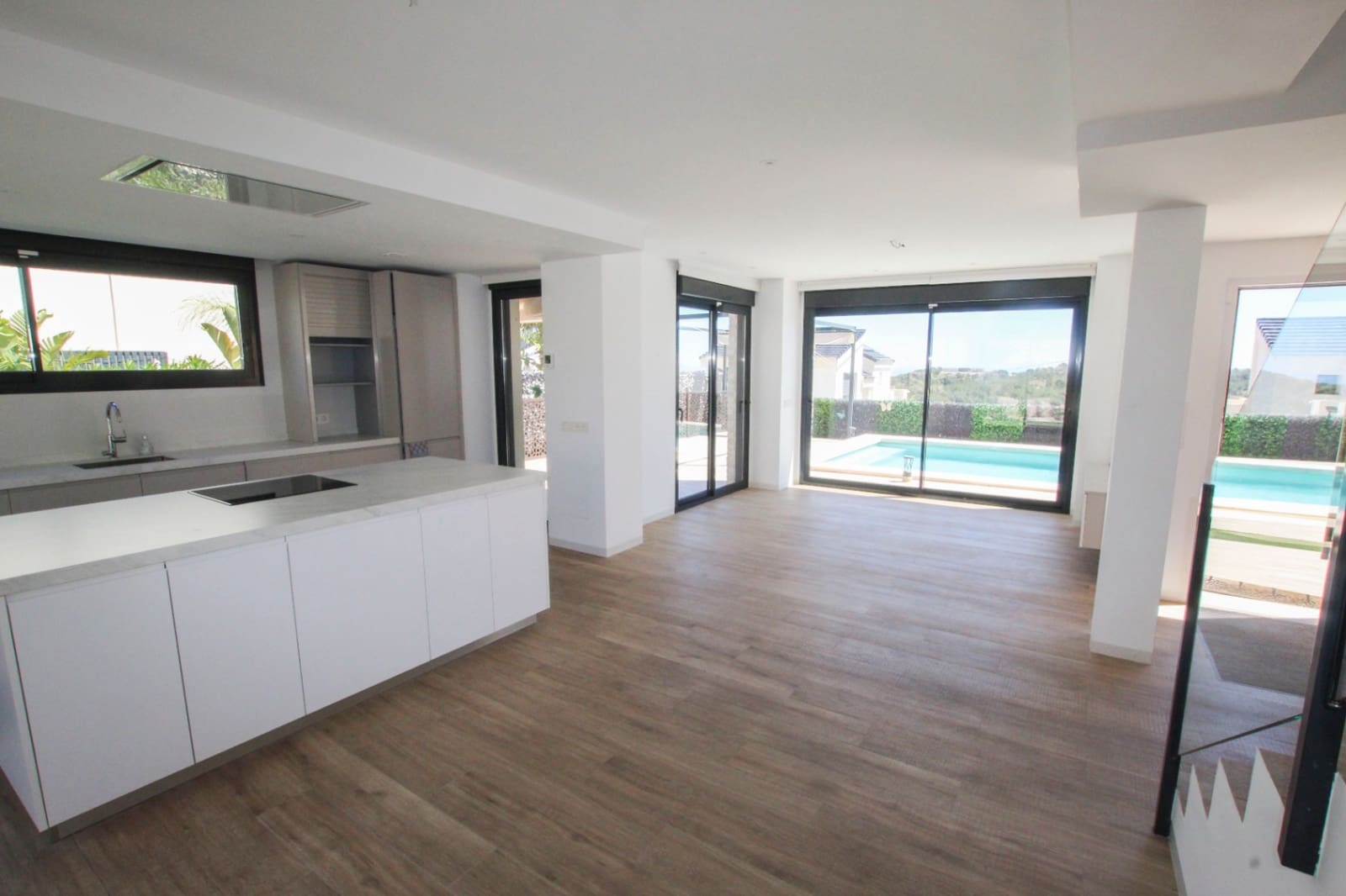 3 bedroom Villa for sale in Polop with pool garage - € 559,000 (Ref: 10039200)