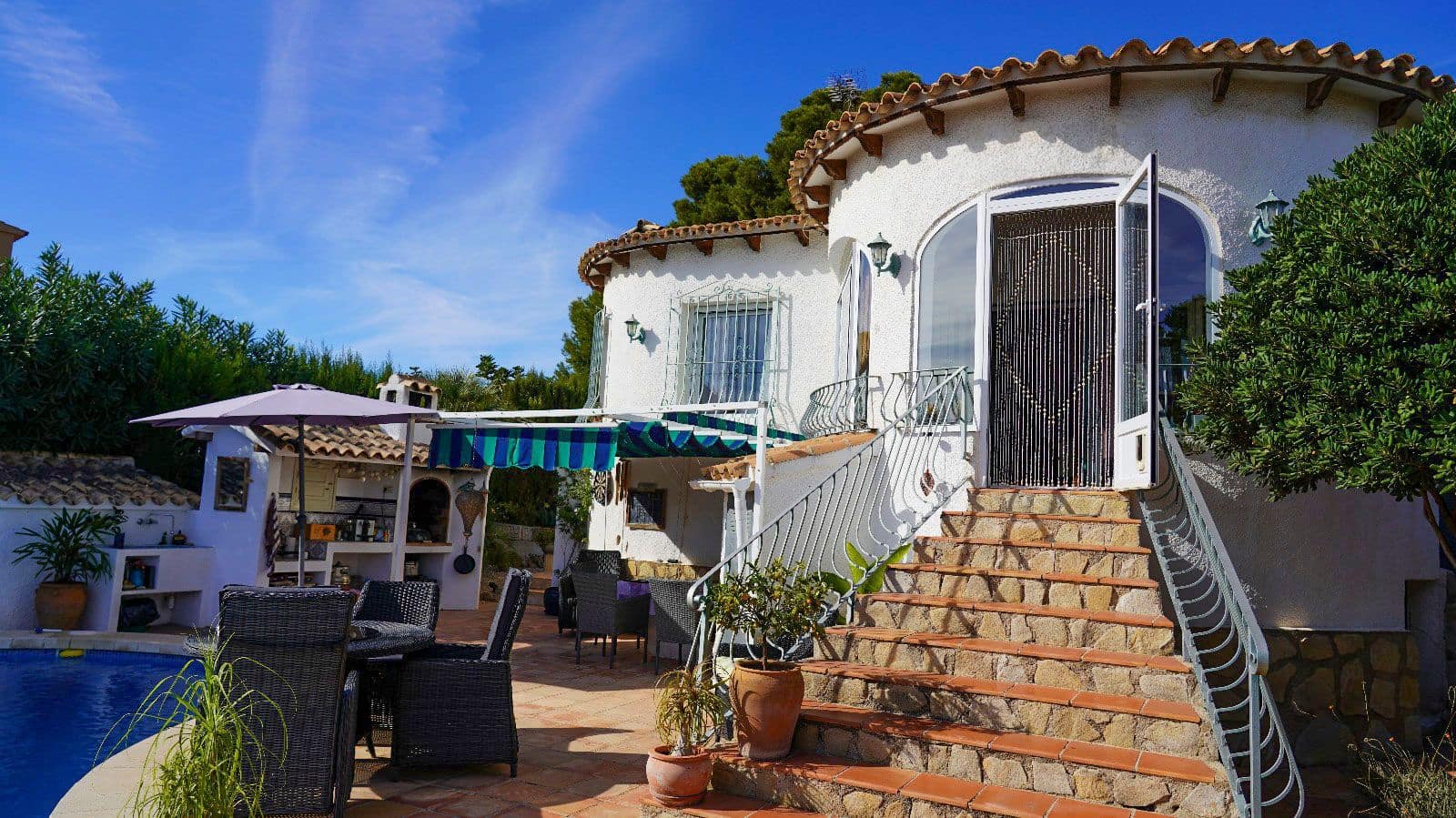 2 soverom Villa til salgs i Calpe / Calp med svømmebasseng garasje - € 475 000 (Ref: 10039205)
