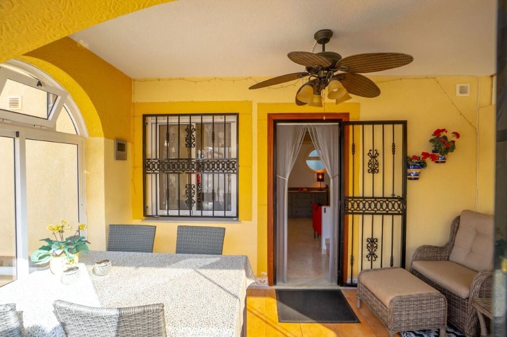 3 camera da letto Villetta a Schiera in vendita in Orihuela Costa con piscina garage - 249.000 € (Rif: 9589343)