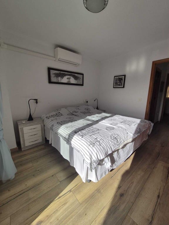 3 makuuhuone Omakotitalo myytävänä paikassa Alicante kaupunki - 184 000 € (Ref: 9589363)