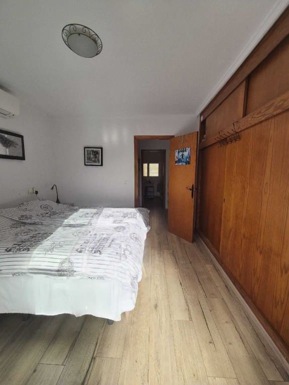 3 makuuhuone Omakotitalo myytävänä paikassa Alicante kaupunki - 184 000 € (Ref: 9589363)