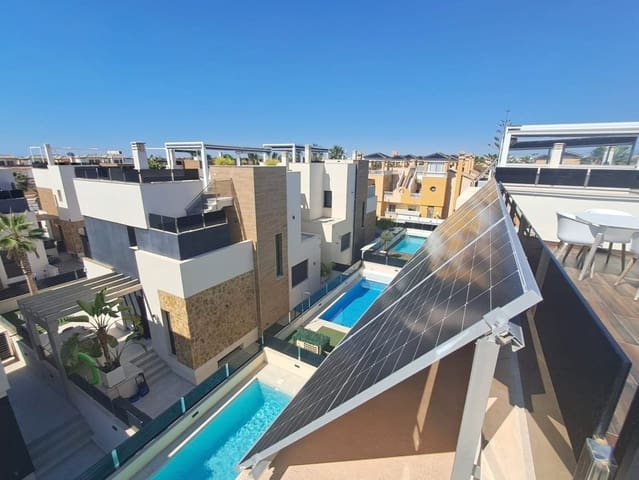 Chalet de 3 habitaciones en Orihuela Costa, Orihuela en venta - 499.999 € (Ref: 9589365)