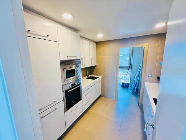 2 soveværelse Lejlighed til salg i Benidorm - € 525.000 (Ref: 9589380)