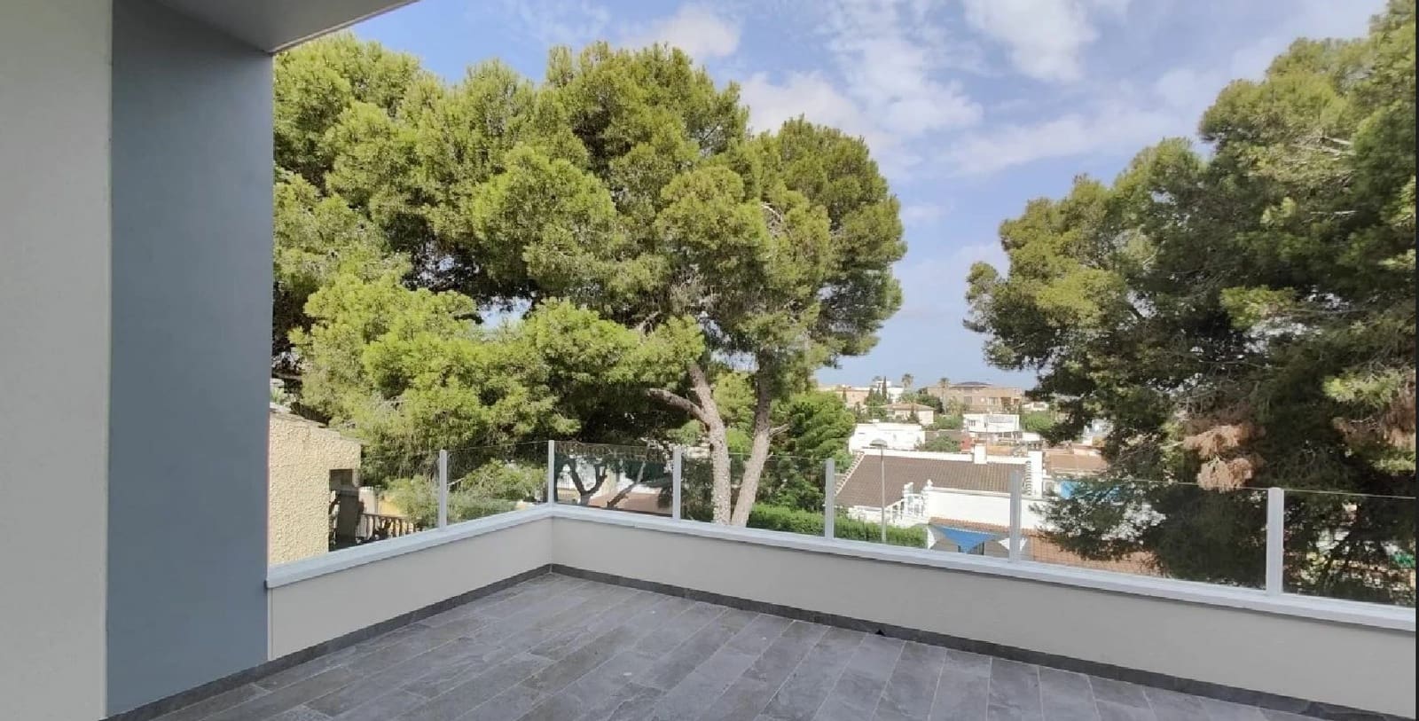 6 soverom Villa til salgs i Torrevieja - € 980 000 (Ref: 9589383)