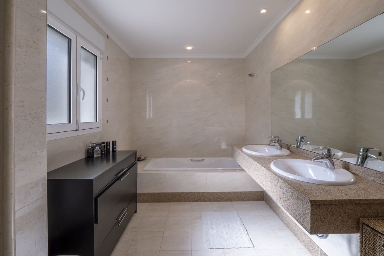 4 soveværelse Villa til salg i Javea / Xabia med swimmingpool garage - € 1.400.000 (Ref: 9589400)