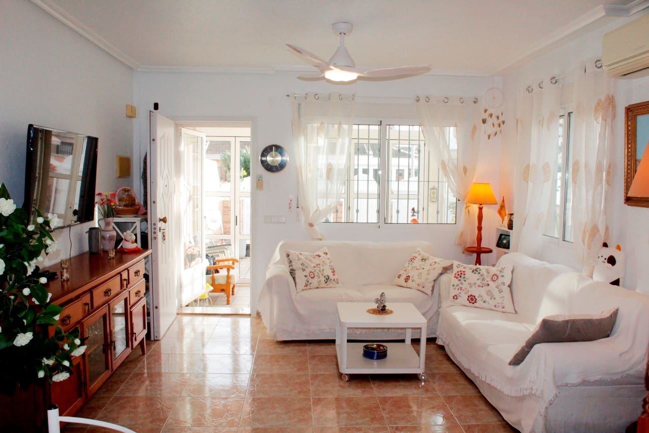 4 quarto Moradia para venda em Torre de la Horadada com garagem - 272 000 € (Ref: 9589445)