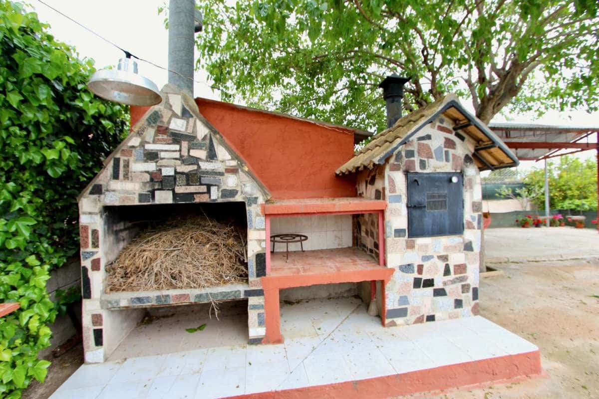 6 bedroom Villa for sale in Canada de San Pedro with pool - € 260,000 (Ref: 9589472)