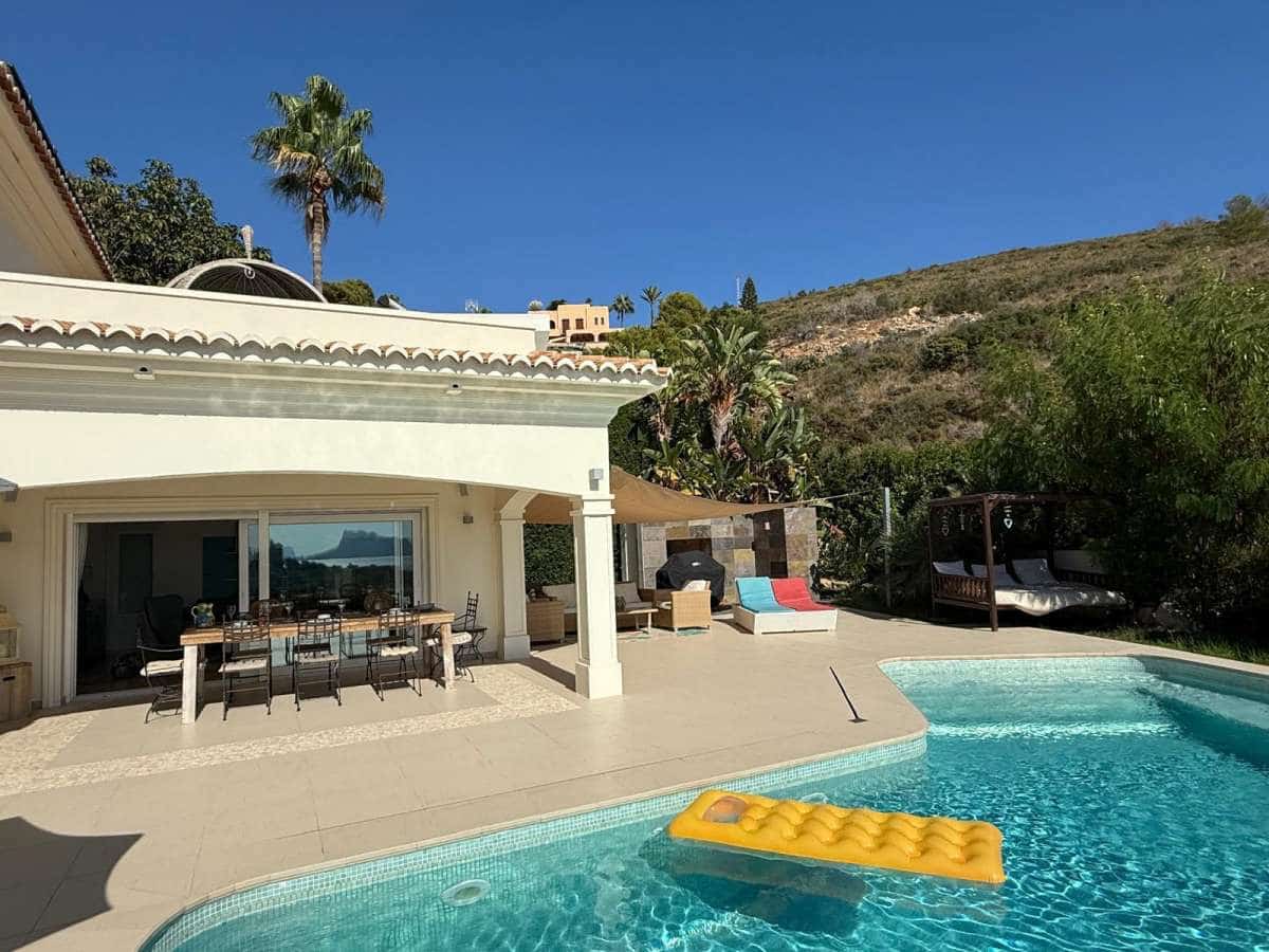 4 sovrum Villa till salu i Moraira - 1 650 000 € (Ref: 9589497)