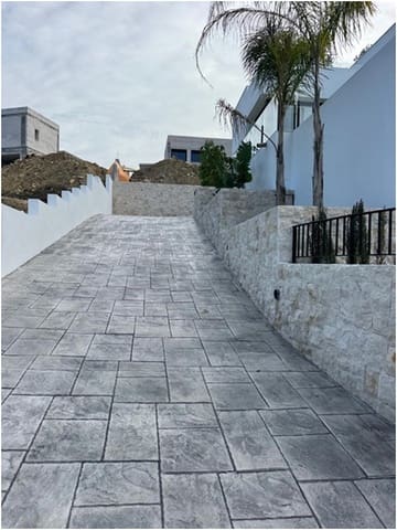 3 bedroom Villa for sale in Calpe / Calp - € 1,135,000 (Ref: 9589517)