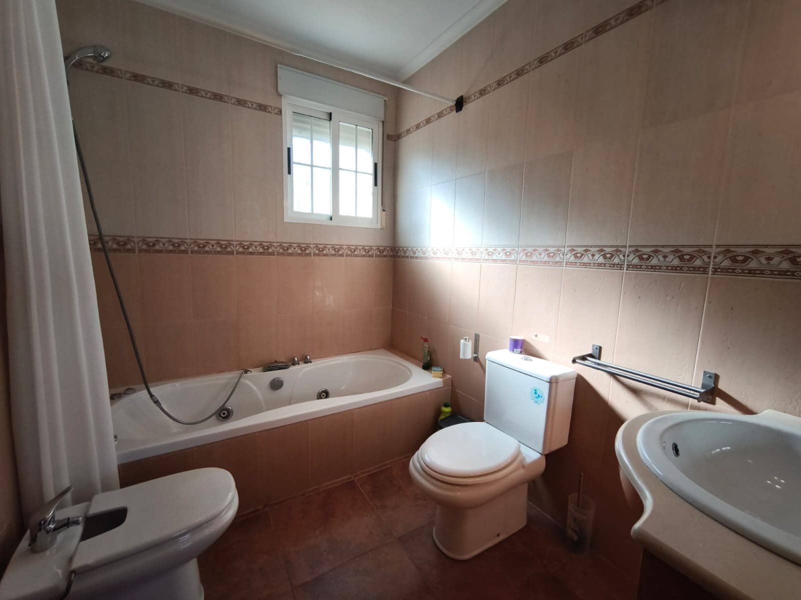 3 Zimmer Villa zu verkaufen in Hondon de los Frailes mit Pool - 285.000 € (Ref: 9589564)