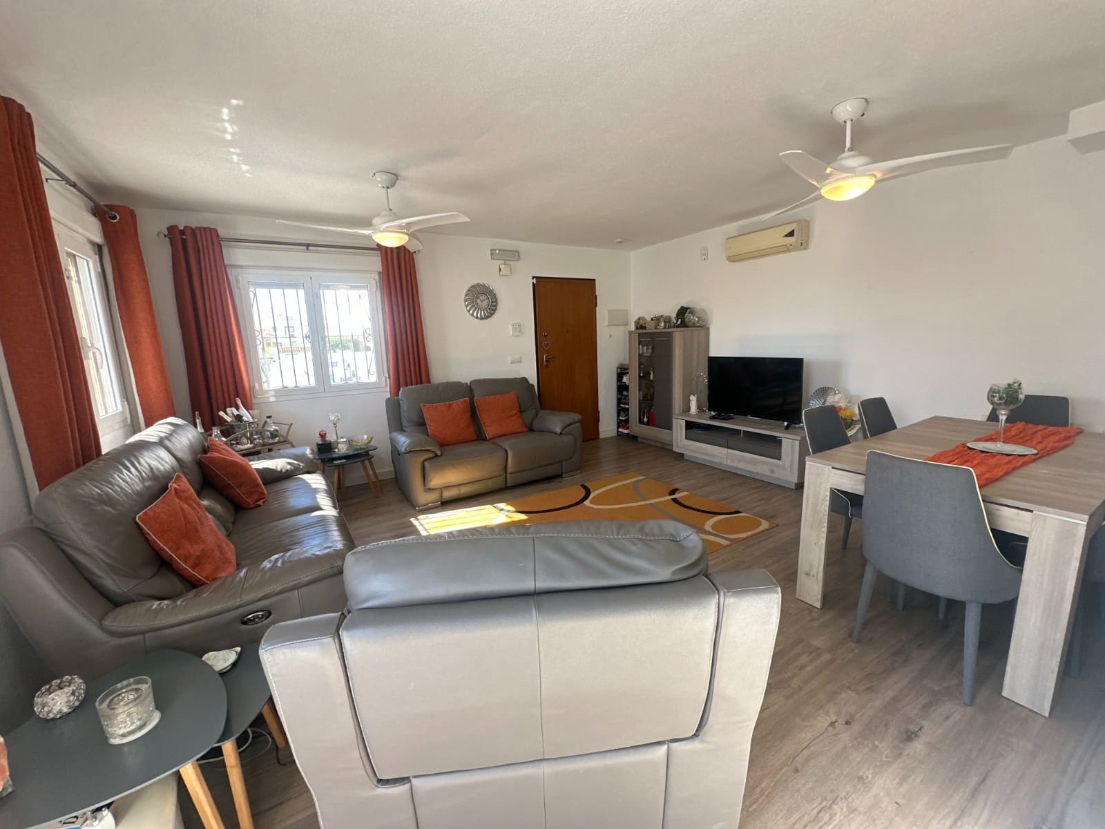 3 sovrum Hus till salu i Orihuela med garage - 215 000 € (Ref: 9589571)