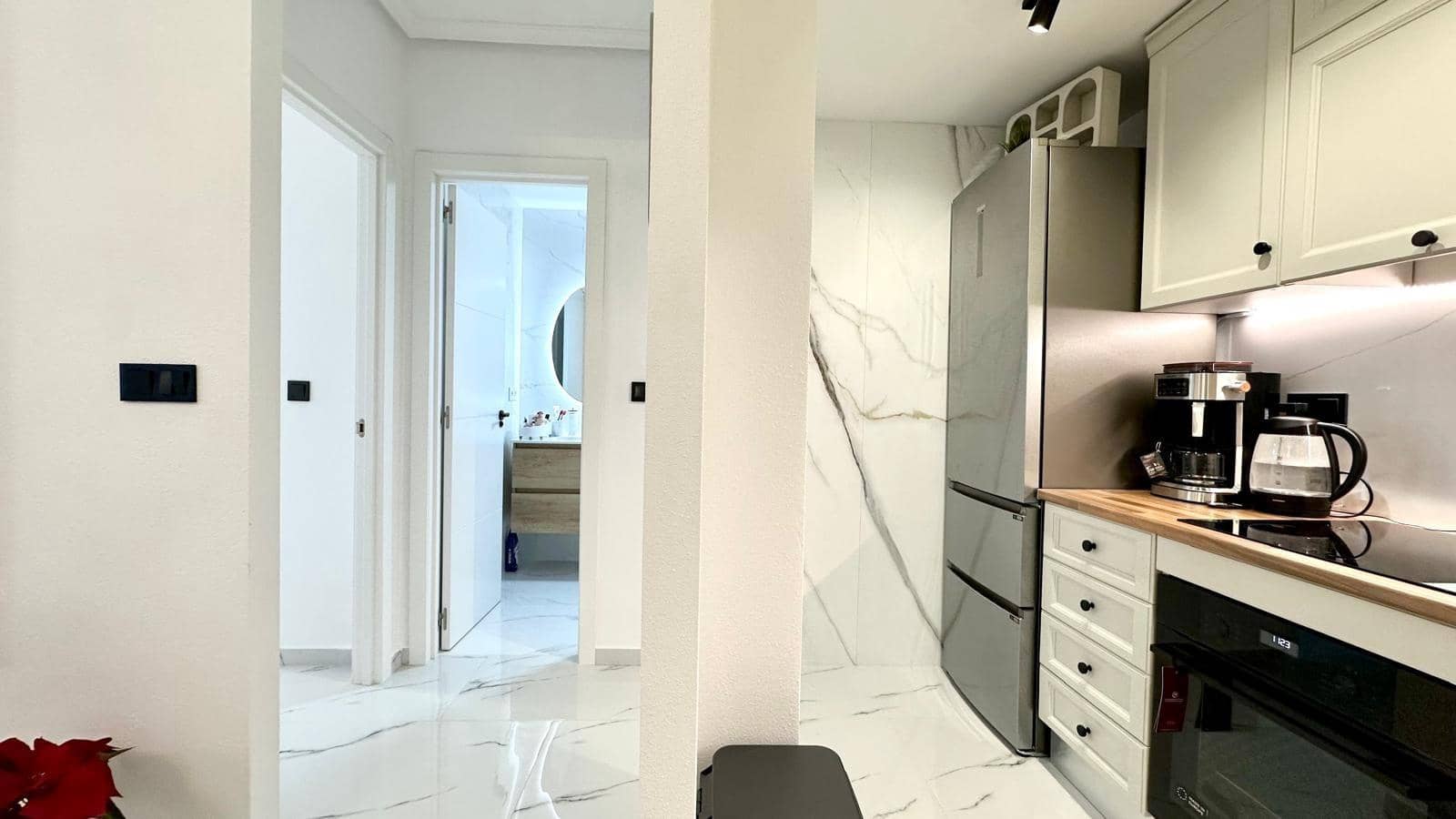 1 chambre Bungalow à vendre à Orihuela Costa avec piscine - 162 000 € (Ref: 9589576)