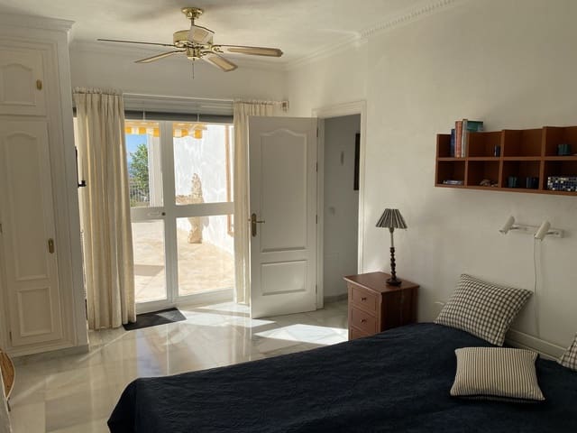 4 slaapkamer Villa te koop in Mijas met zwembad - € 1.095.000 (Ref: 9589586)