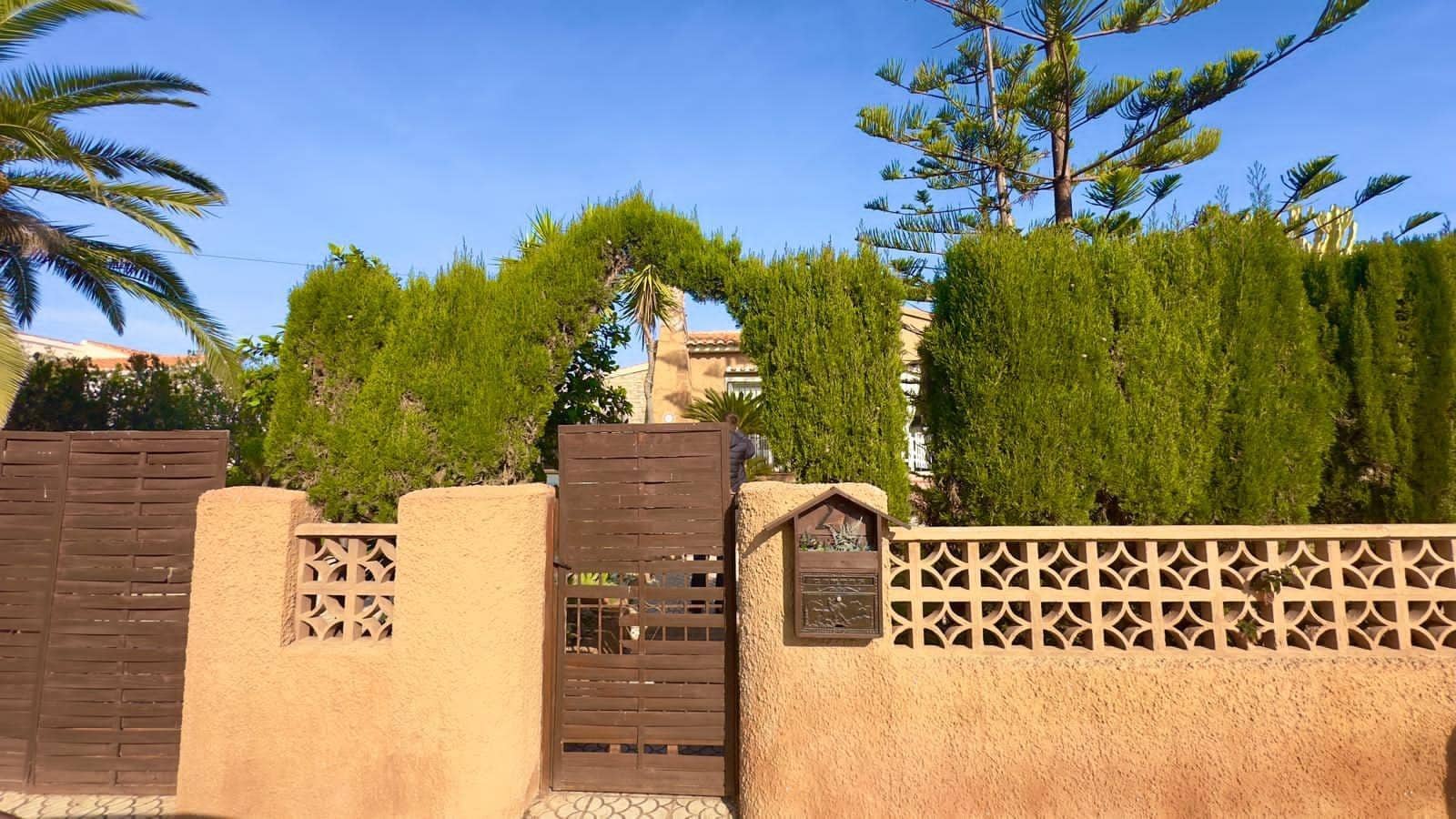 3 sypialnia Willa na sprzedaż w Torrevieja - 749 900 € (Ref: 9589602)