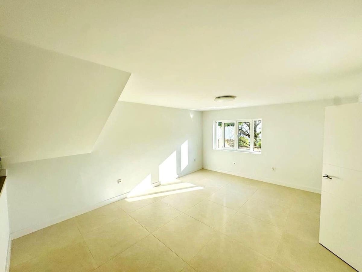 3 bedroom Villa for sale in Mijas with pool - € 1,380,000 (Ref: 9589617)