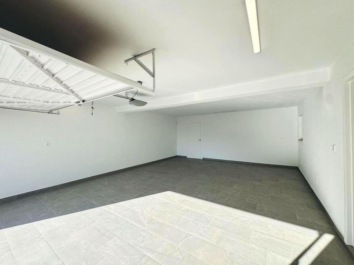 3 bedroom Villa for sale in Mijas with pool - € 1,380,000 (Ref: 9589617)