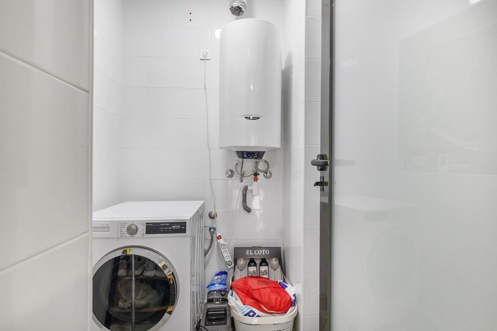 Apartamento de 2 habitaciones en Torrevieja en venta con piscina - 295.000 € (Ref: 9589643)