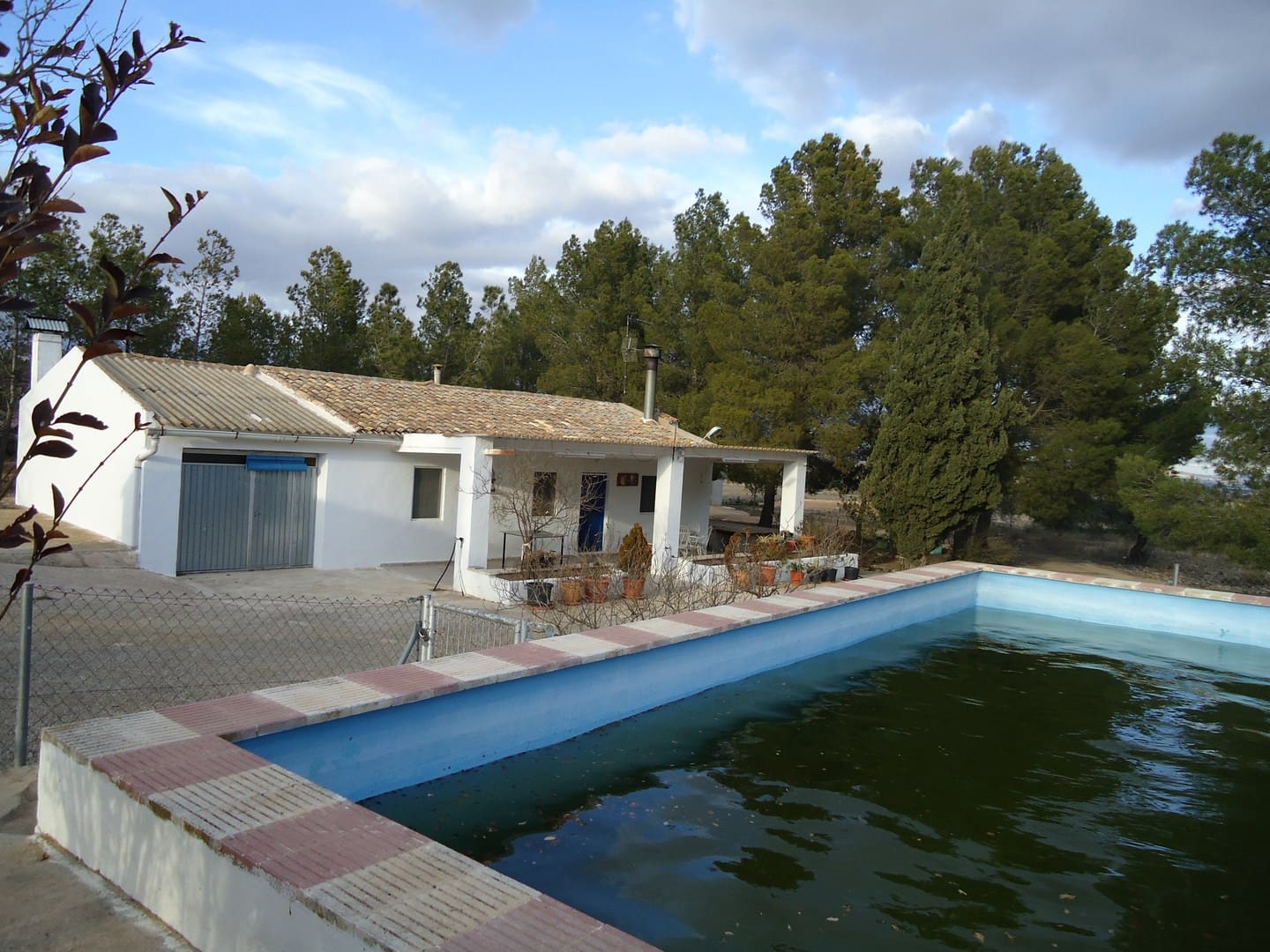 4 bedroom Finca/Country House for sale in Yecla with pool garage - € 210,000 (Ref: 9589645)