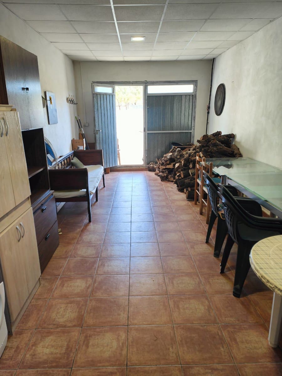4 bedroom Finca/Country House for sale in Yecla with pool garage - € 210,000 (Ref: 9589645)
