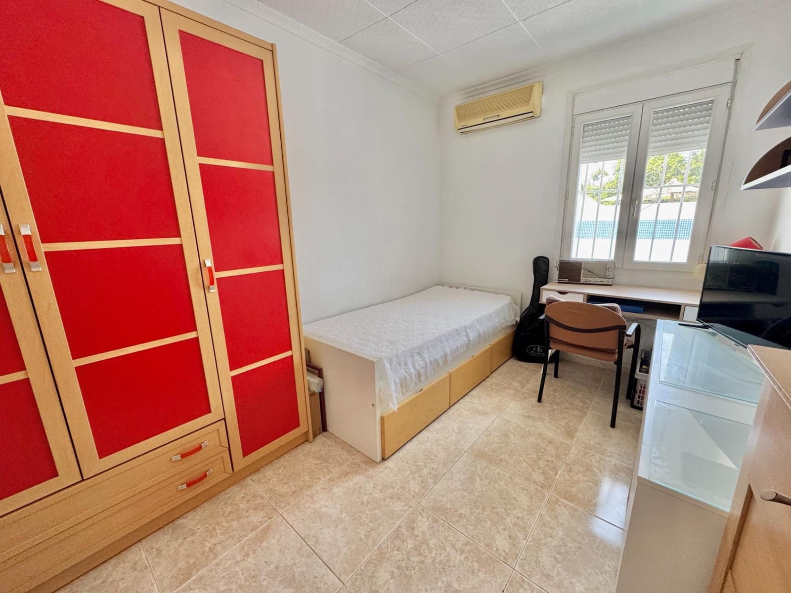 7 bedroom Villa for sale in Dolores with pool - € 649,000 (Ref: 9589649)