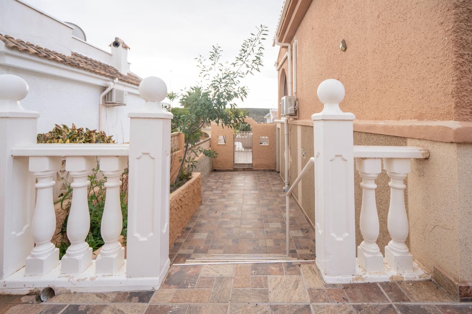 2 bedroom Villa for sale in Camposol with pool - € 169,000 (Ref: 9589686)