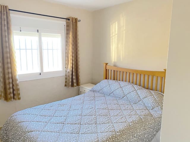 2 sovrum Finca/Hus på landet till salu i Monda - 125 000 € (Ref: 9589692)