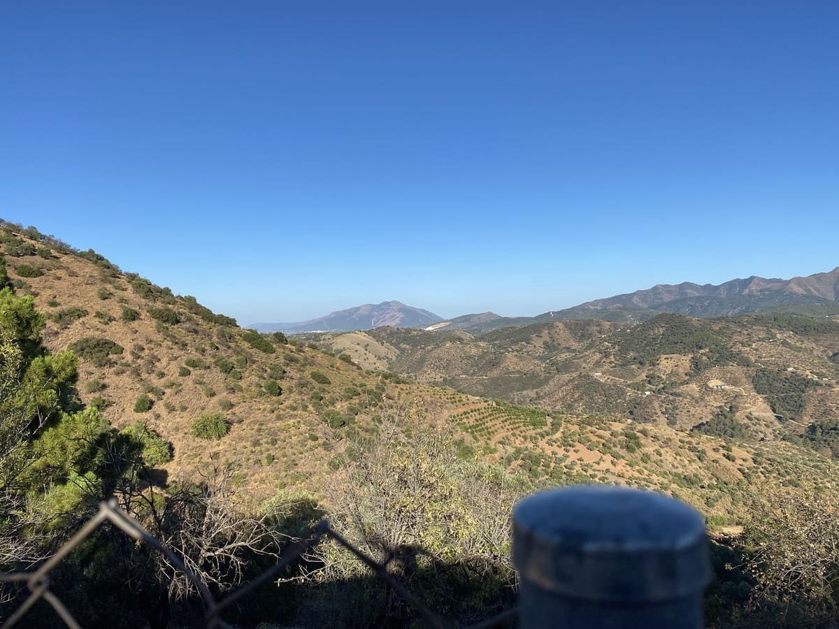 2 sovrum Finca/Hus på landet till salu i Monda - 125 000 € (Ref: 9589692)