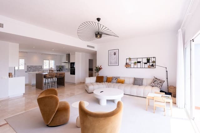 2 quarto Apartamento para venda em El Paraiso, Estepona com piscina - 599 000 € (Ref: 9589708)