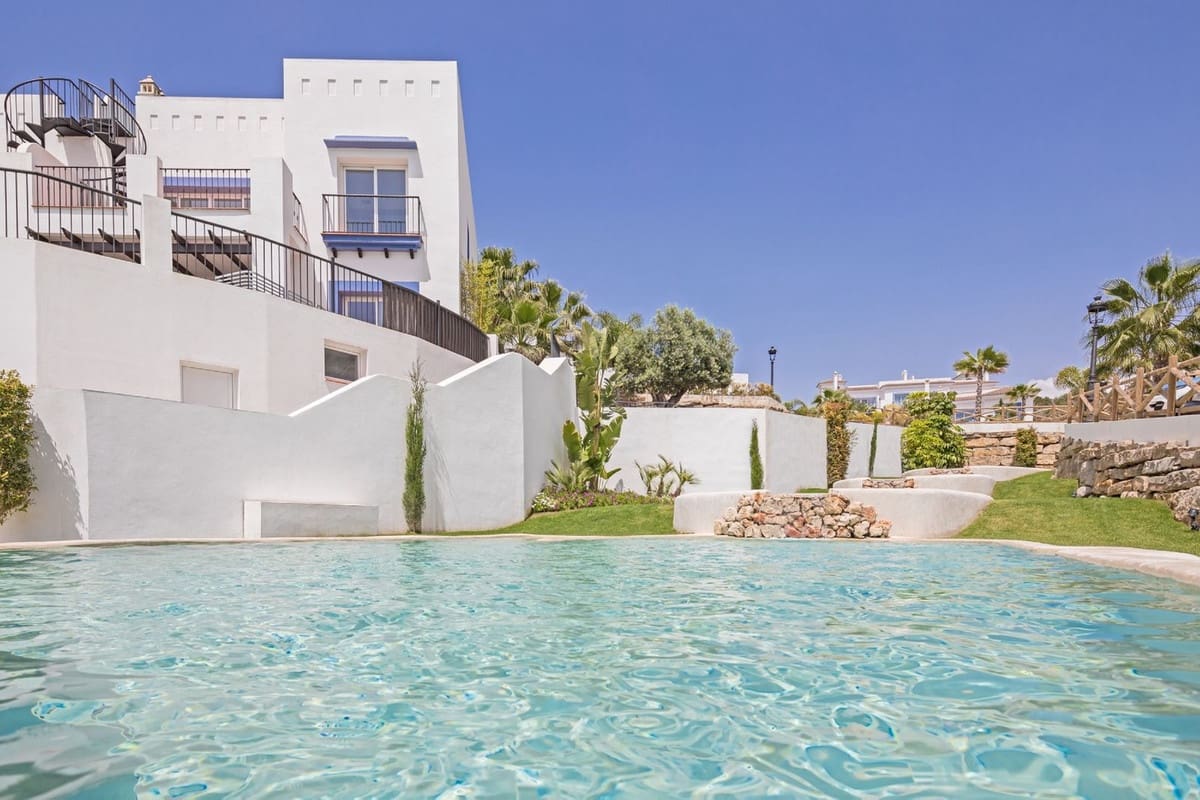 2 quarto Apartamento para venda em El Paraiso com piscina - 599 000 € (Ref: 9589708)