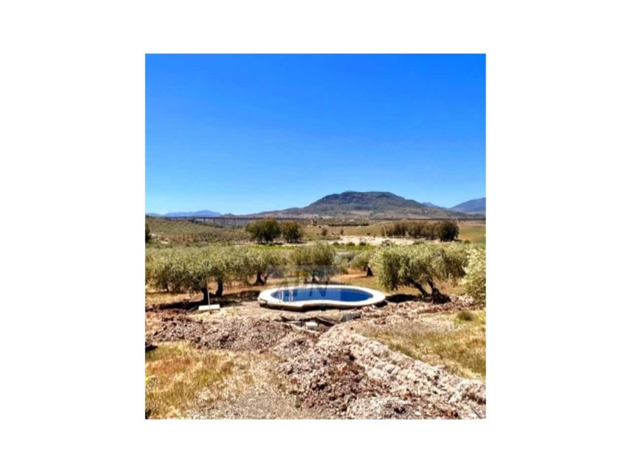 3 sovrum Finca/Hus på landet till salu i Alora med pool - 254 000 € (Ref: 9589723)