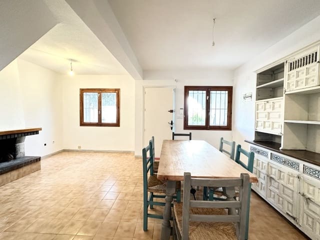 Casa de 2 habitaciones en Torrevieja en venta - 139.000 € (Ref: 9589732)