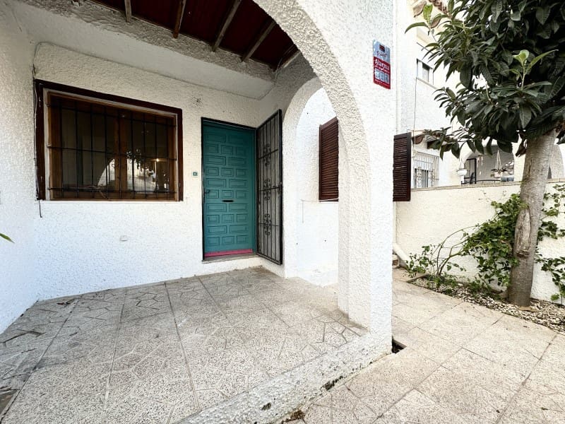 Casa de 2 habitaciones en Torrevieja en venta - 139.000 € (Ref: 9589732)