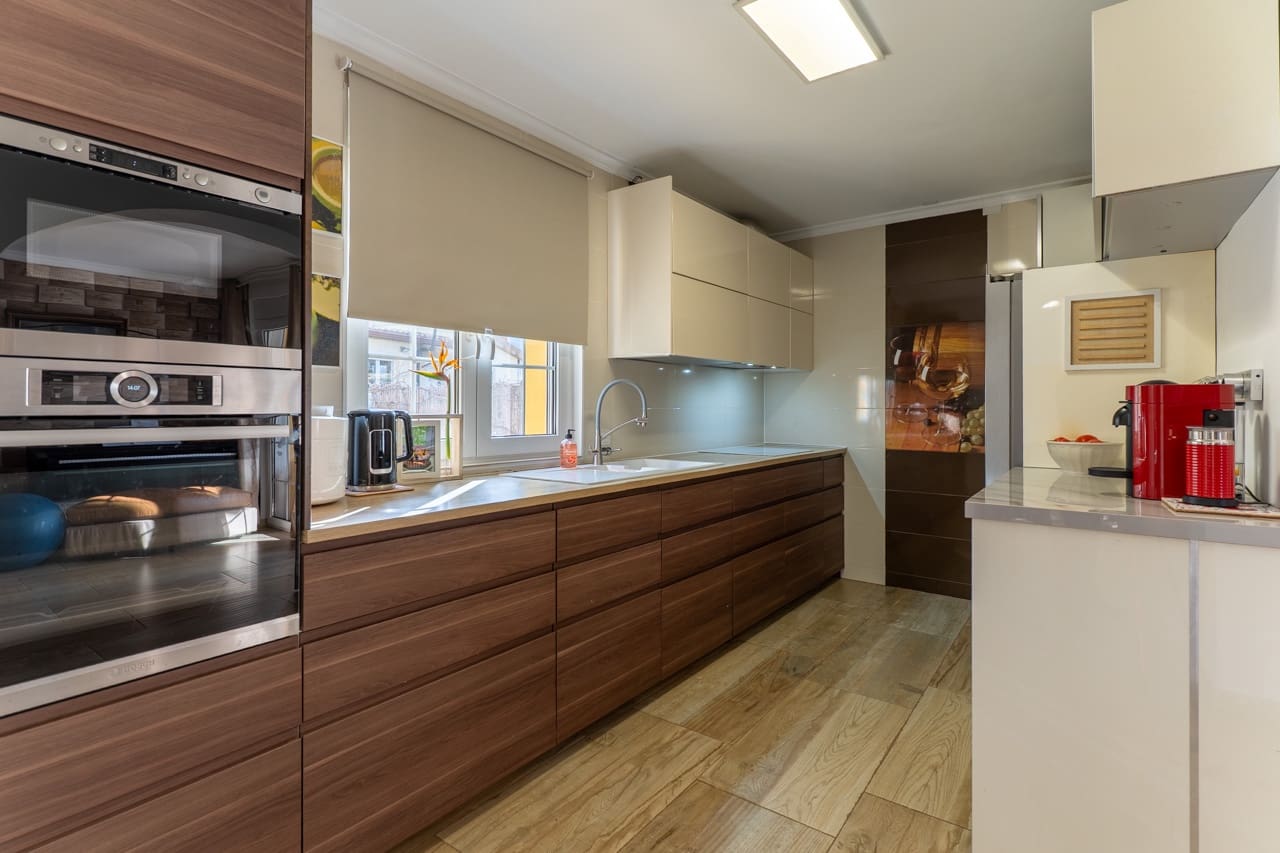 4 sypialnia Willa na sprzedaż w Denia z basenem garażem - 659 000 € (Ref: 9589747)