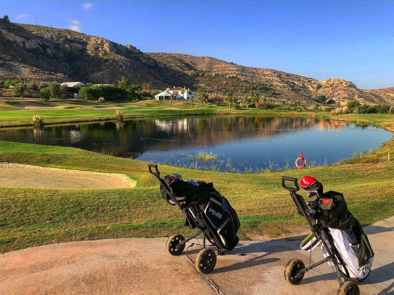 2 soveværelse Lejlighed til salg i Monforte del Cid med swimmingpool - € 365.000 (Ref: 9589751)