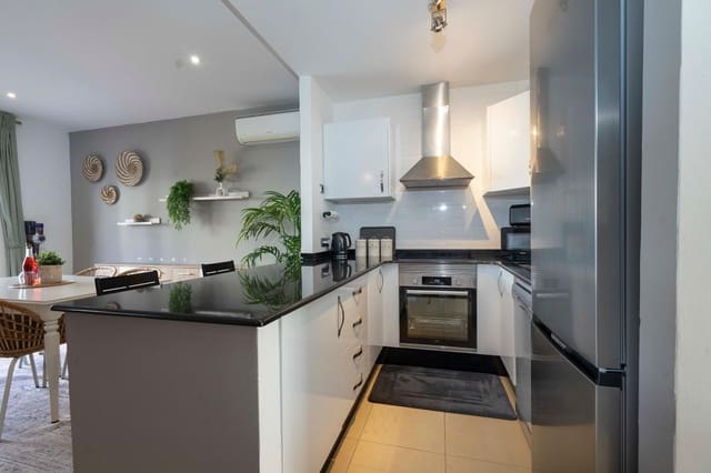 2 makuuhuone Huoneisto myytävänä paikassa Alhama de Murcia mukana uima-altaan - 128 000 € (Ref: 9589785)