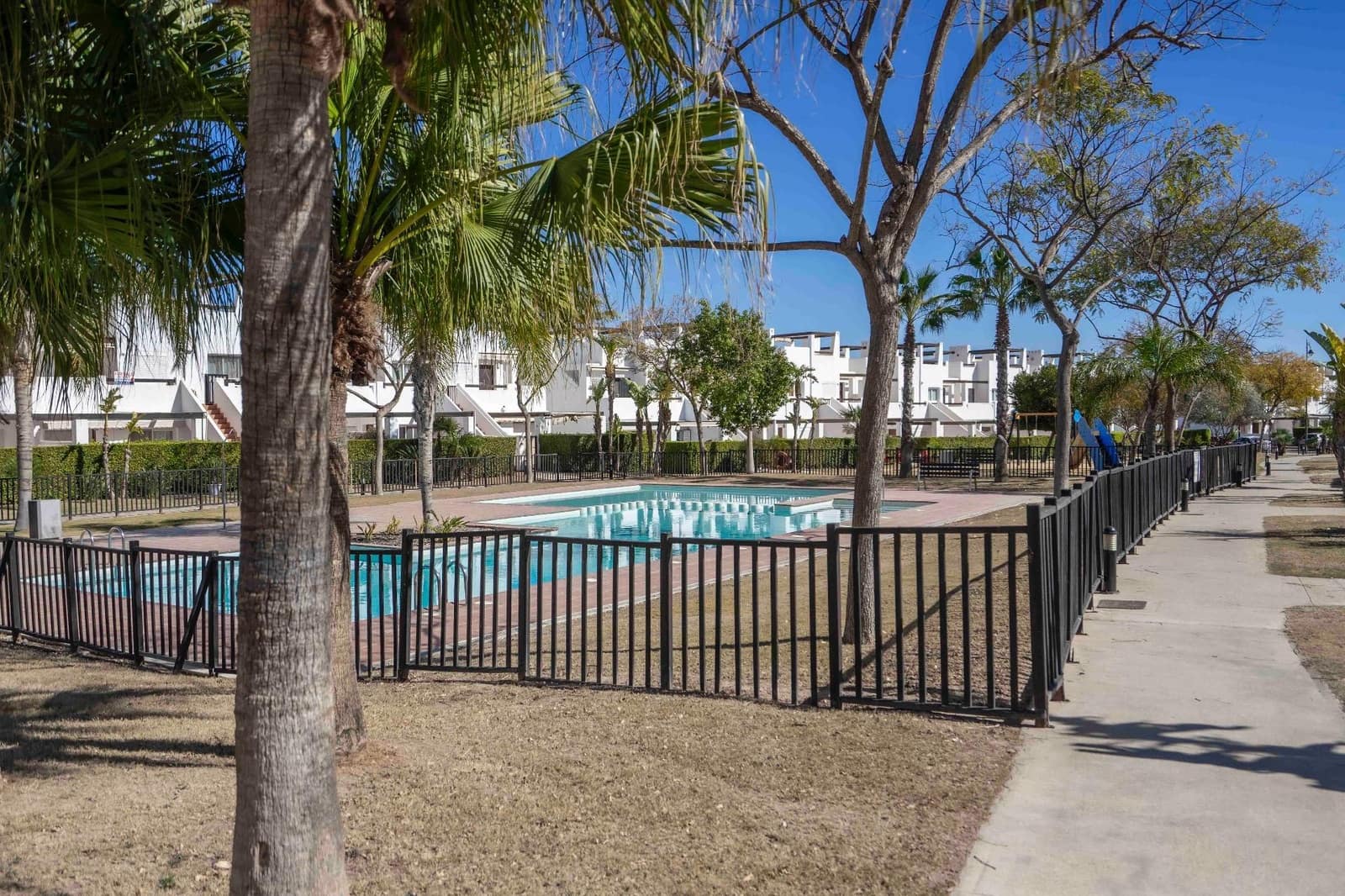 2 makuuhuone Huoneisto myytävänä paikassa Alhama de Murcia mukana uima-altaan - 128 000 € (Ref: 9589785)