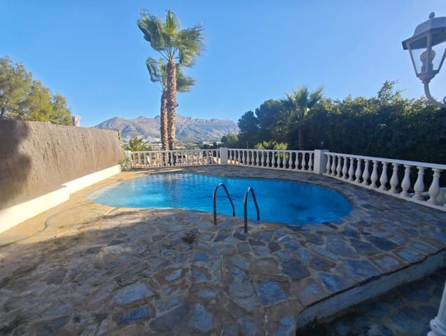 2 makuuhuone Omakotitalo myytävänä paikassa La Nucia mukana uima-altaan - 250 000 € (Ref: 9589815)