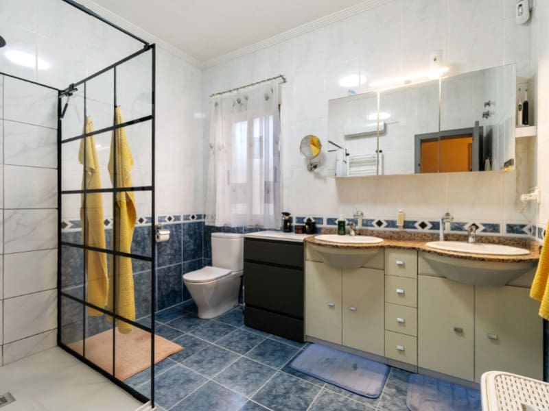 3 sypialnia Willa na sprzedaż w Torrevieja - 310 000 € (Ref: 9589829)