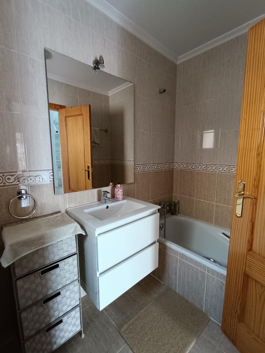 2 makuuhuone Omakotitalo myytävänä paikassa Avileses - 124 950 € (Ref: 9589867)