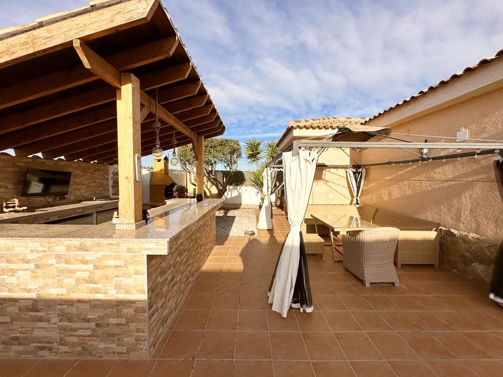 3 bedroom Villa for sale in Gea y Truyols - € 315,000 (Ref: 9589872)