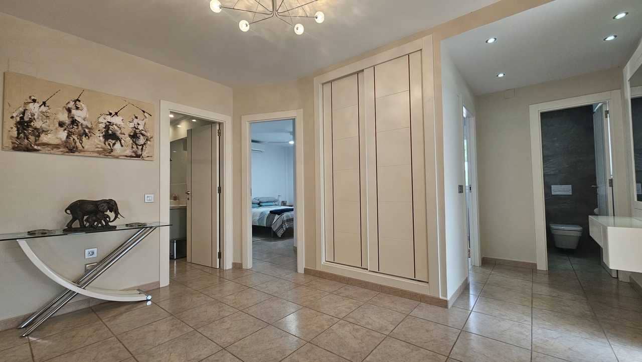 4 Zimmer Villa zu verkaufen in Torremendo mit Garage - 1.100.000 € (Ref: 9589887)