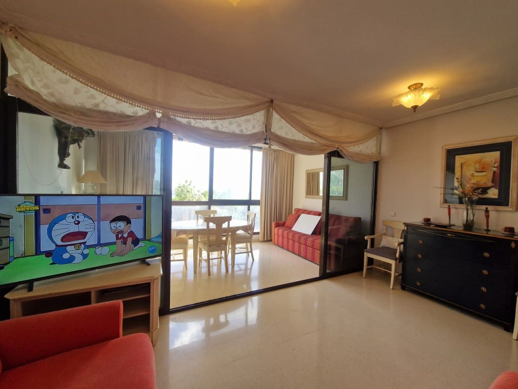 1 sovrum Lägenhet till salu i Benidorm med pool - 309 000 € (Ref: 9589889)