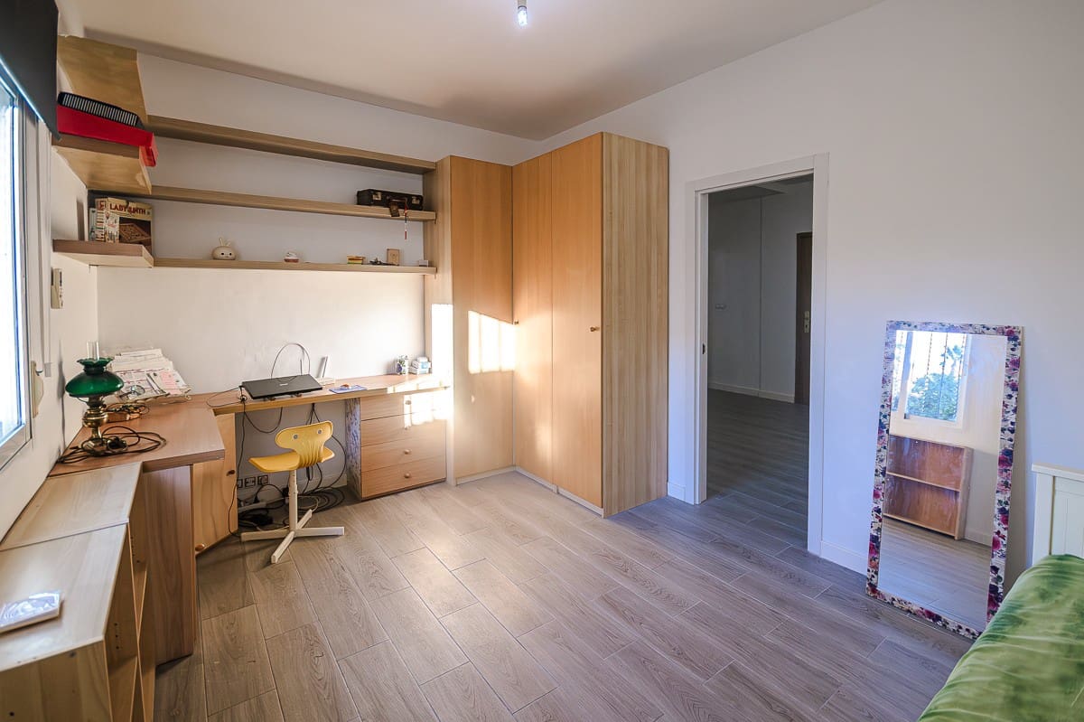 4 slaapkamer Villa te koop in Benferri - € 245.000 (Ref: 9589929)