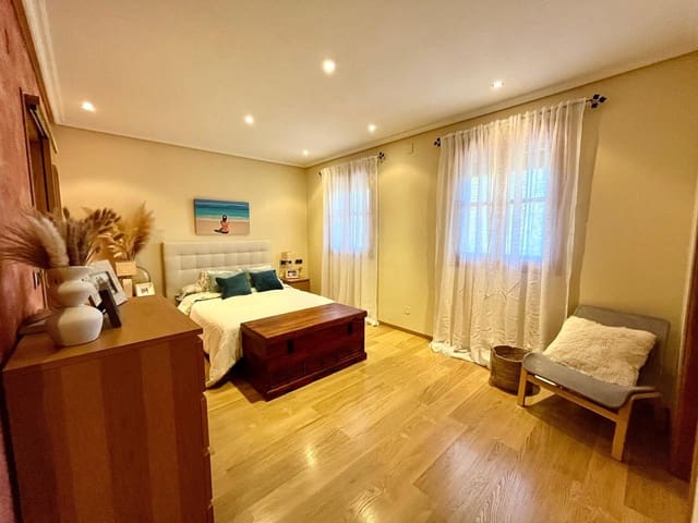 4 makuuhuone Maalaistalo myytävänä paikassa El Esparragal, Murcia kaupunki - 545 000 € (Ref: 9589936)